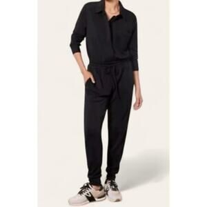 Evereve Myra Black Jumpsuit Women’s Medium Chic One Piece